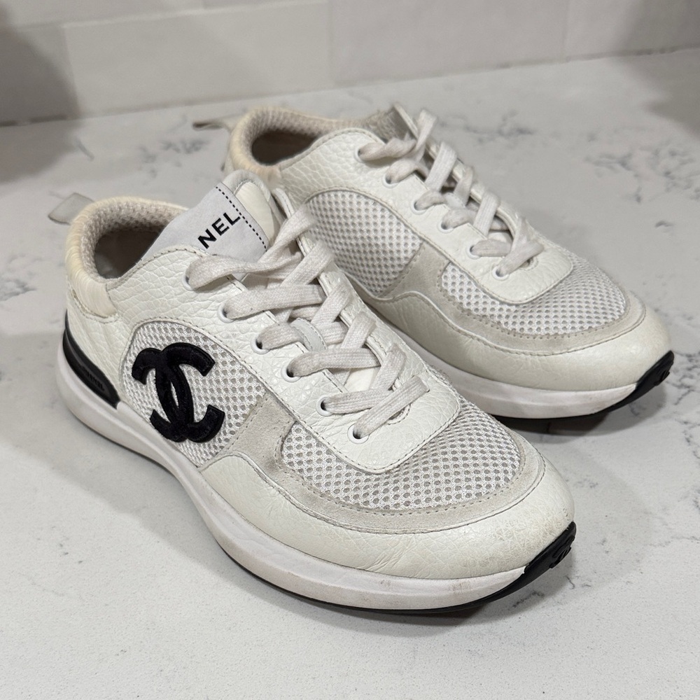 CHANEL Women's Cream and Black Sneakers Size 37.5 - Picture 2 of 7